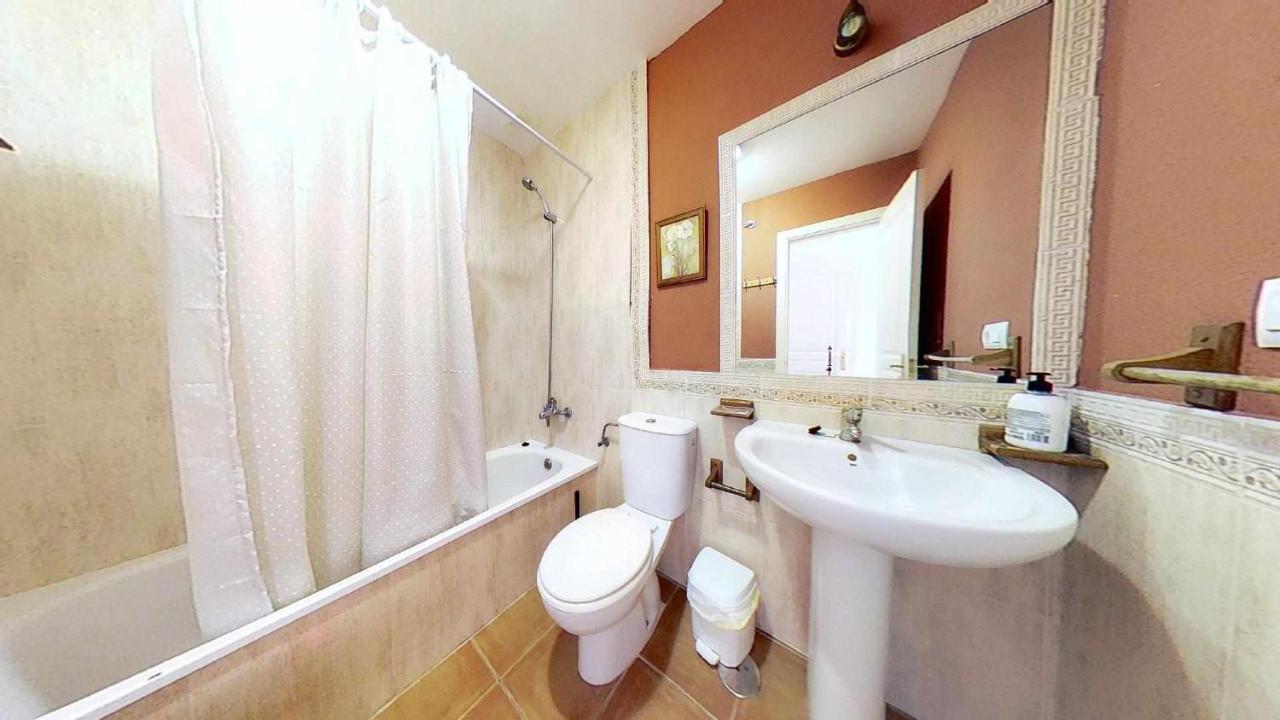 Coqueto Y Practico Apartamento En Pueblo De Zahara サアラ・デ・ロス・アトゥネス エクステリア 写真